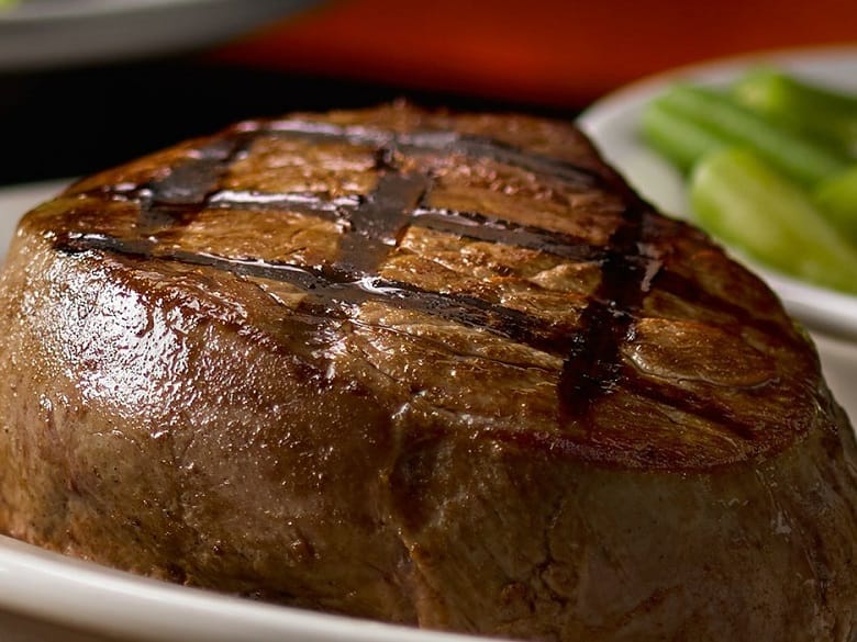 Texas Roadhouse 'Early Dine' Special and Family Entree Deals