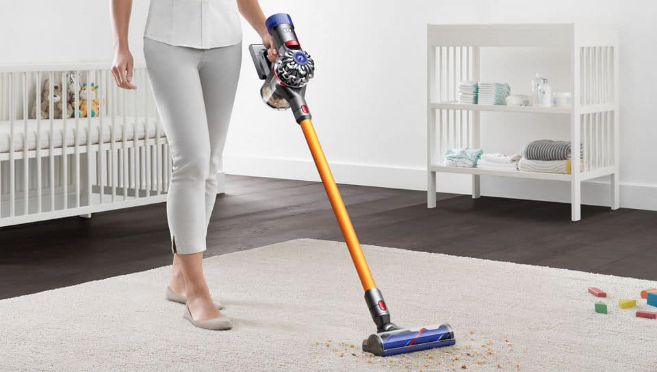 fly alien Ovenstående Buyer's Guide to Cordless Stick Vacuum Cleaners from Dyson