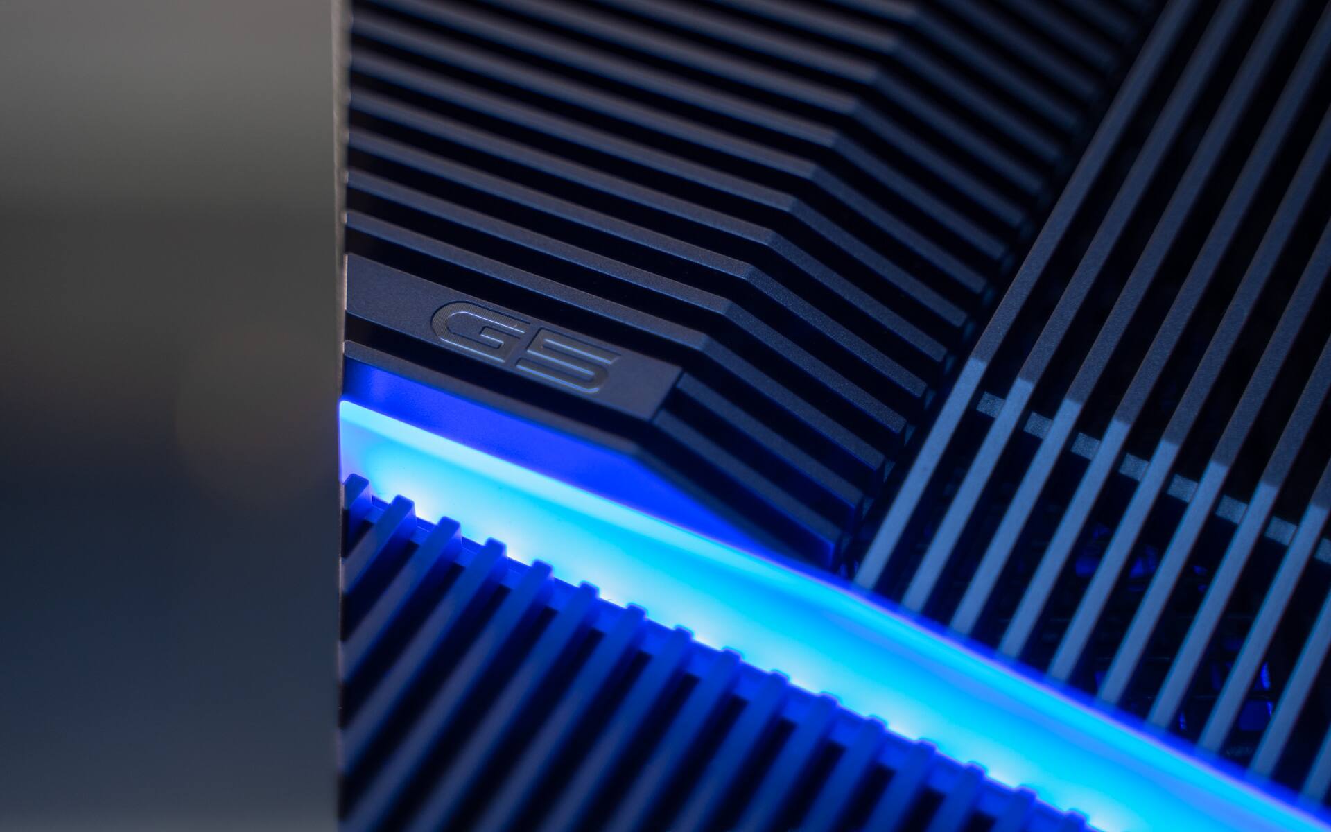 Dell G5 Gaming Desktop Powerful Perfromance in a Small Package