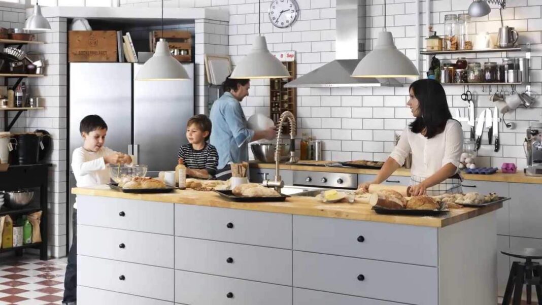 family-cooking-in-kitchen