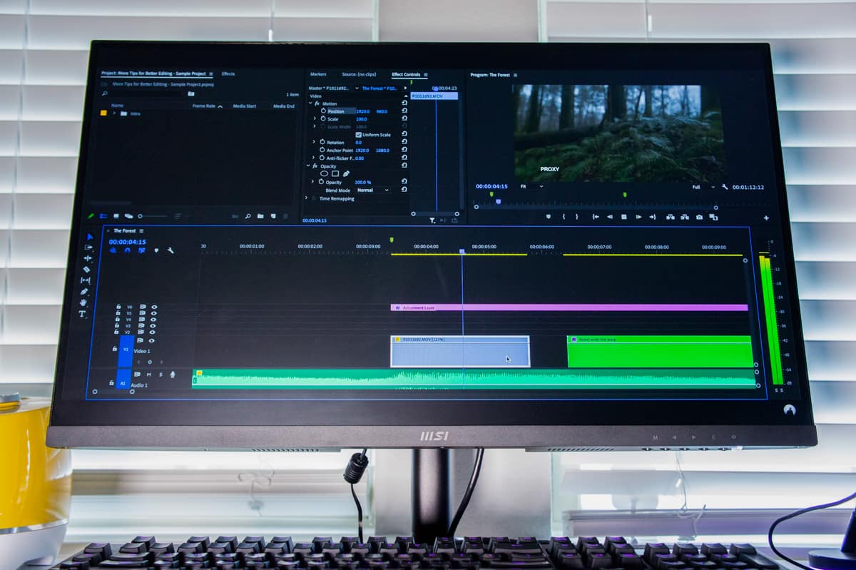 msi modern monitor using video editing program