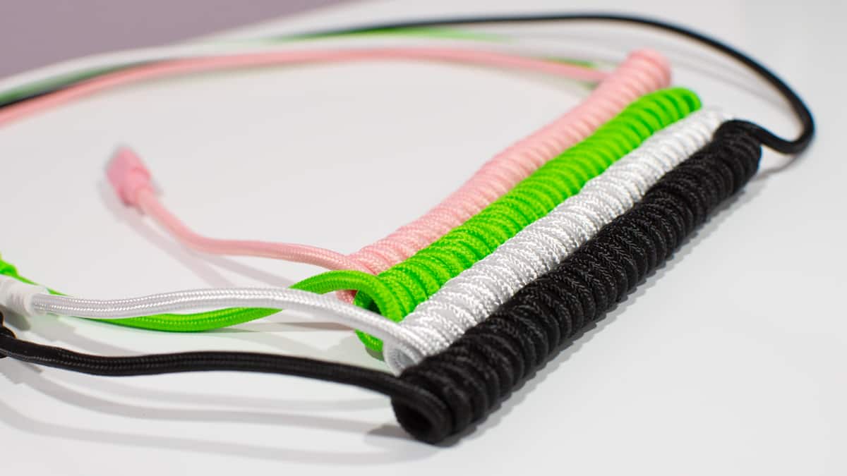 razer coiled cable sets in colors