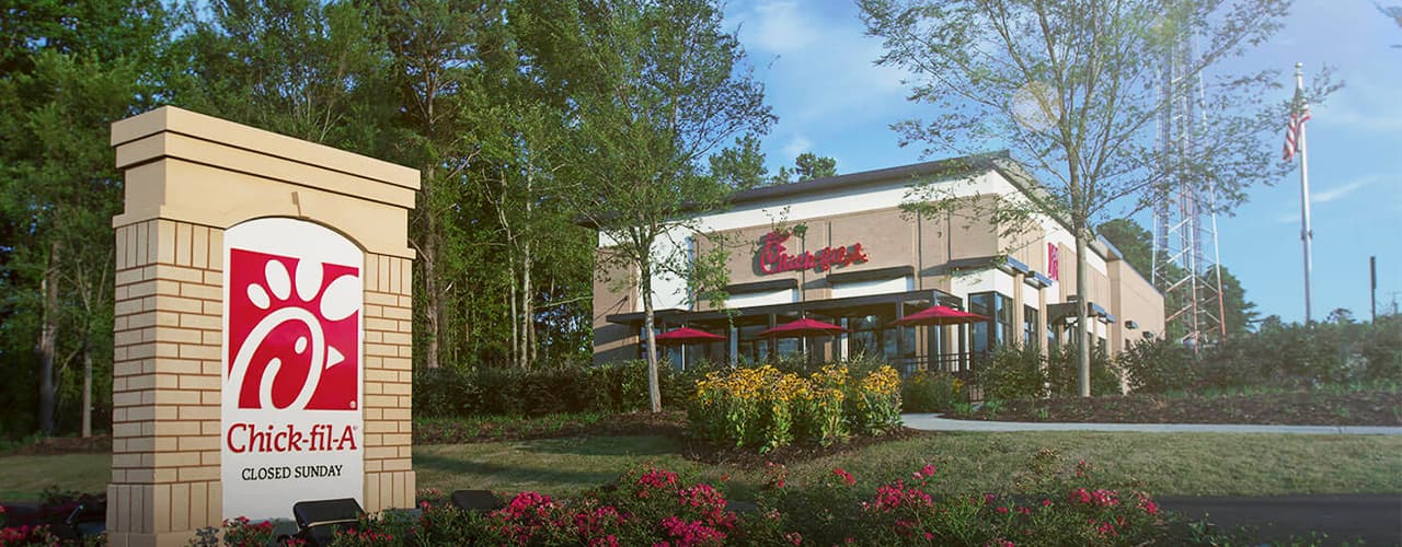 chick-fil-a sign closes Sundays