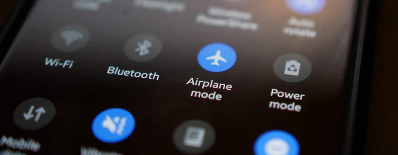 airplane mode on phone